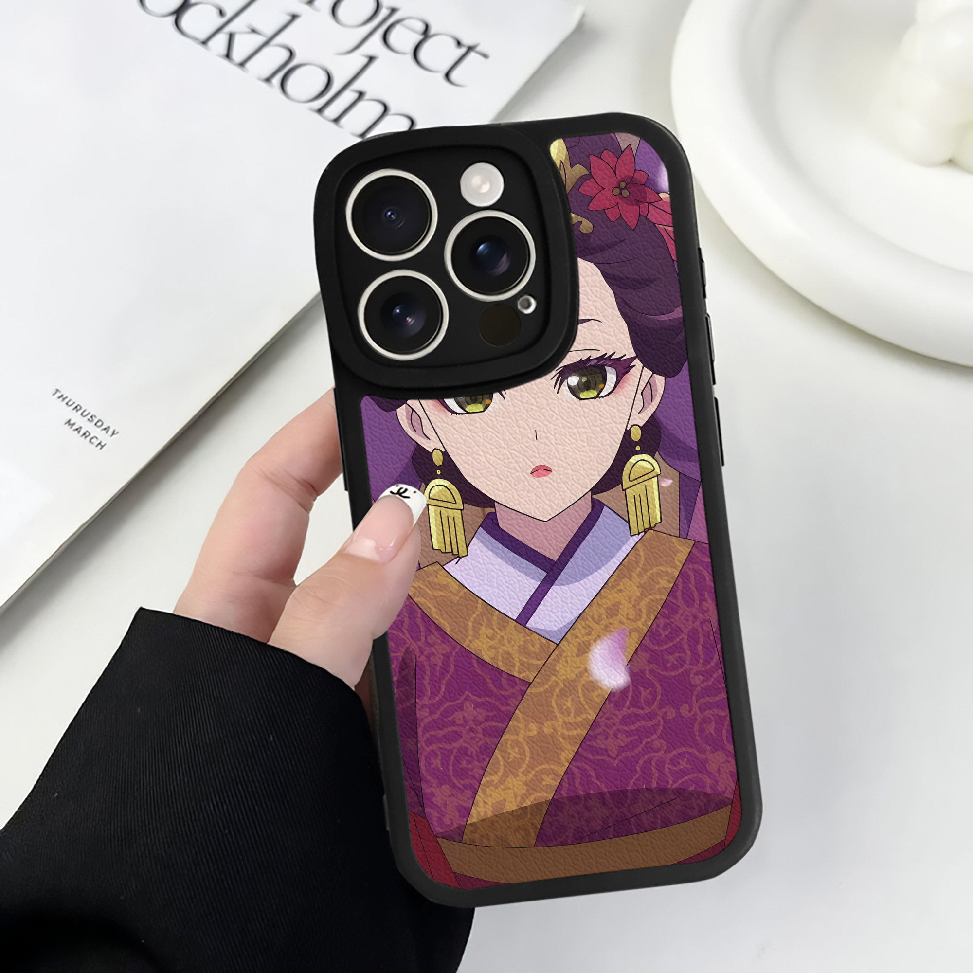 薬屋のひとりごと The Apothecary Diaries 【iPhone 16シリーズ対応】シリコンスマホケース（レザー調） 材質：シリコン